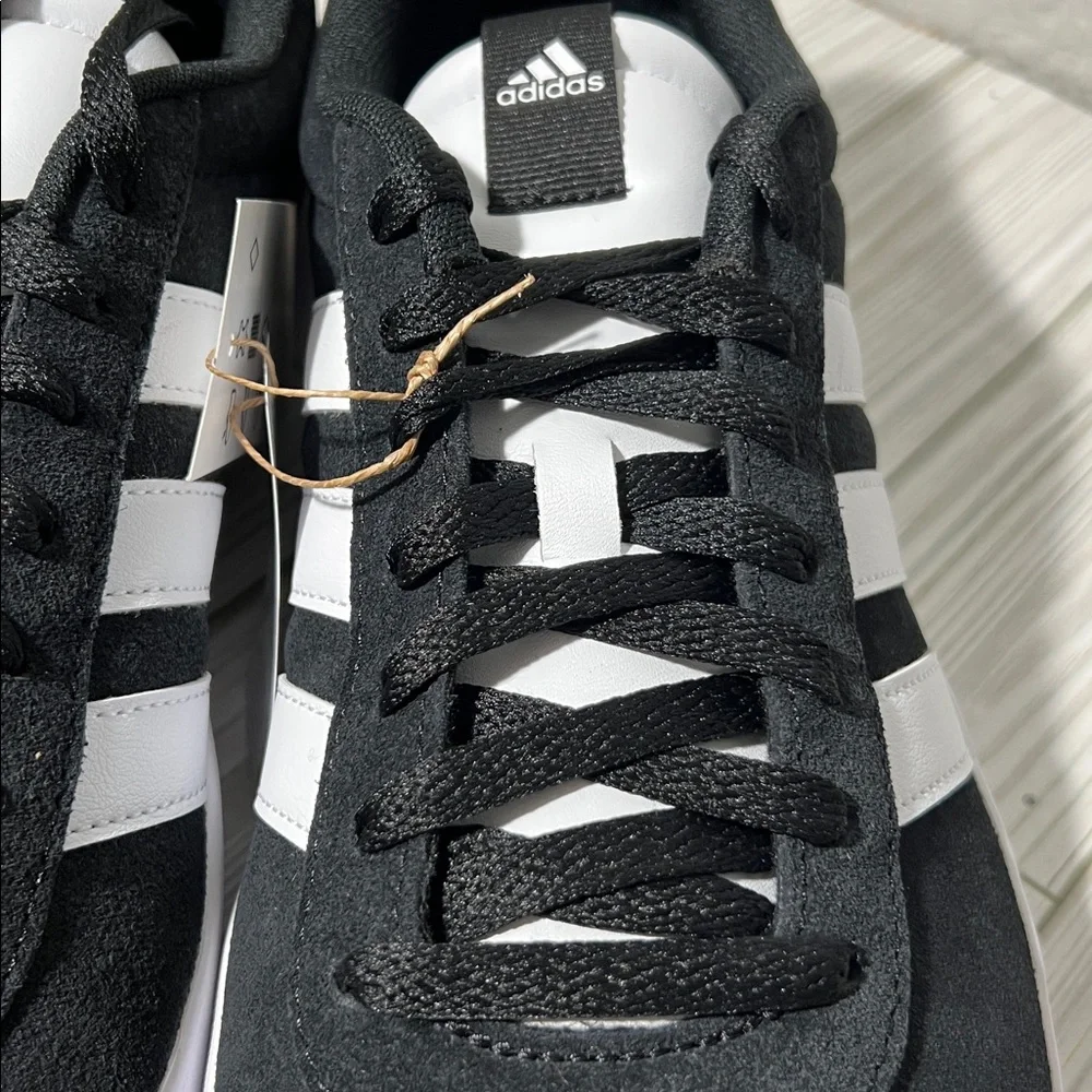 Adidas Men's Classic VL court 3.0 Black White lace up Sneakers size‎ 11.5 ID6278